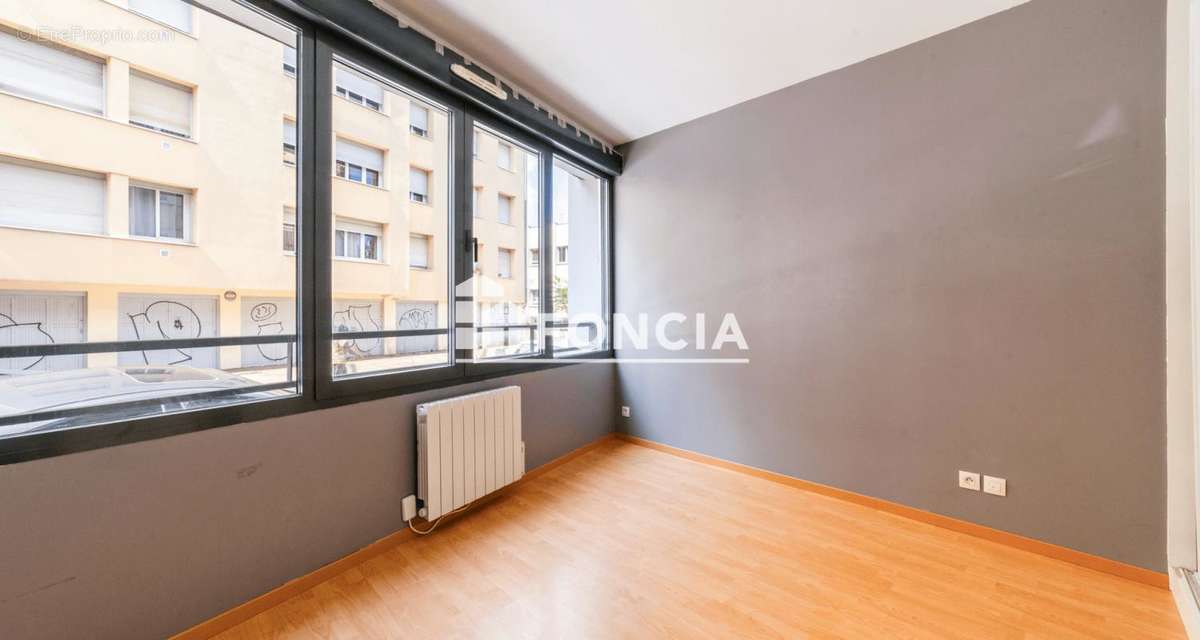 Appartement à LYON-9E