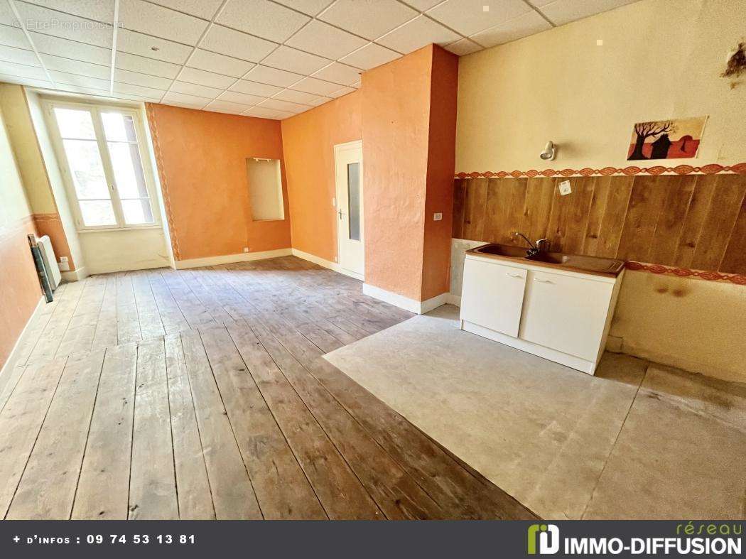 Appartement à MARVEJOLS