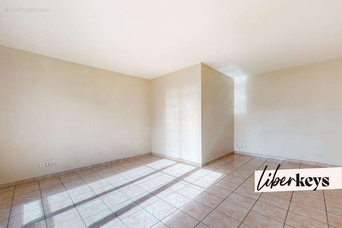 Appartement à LYON-8E