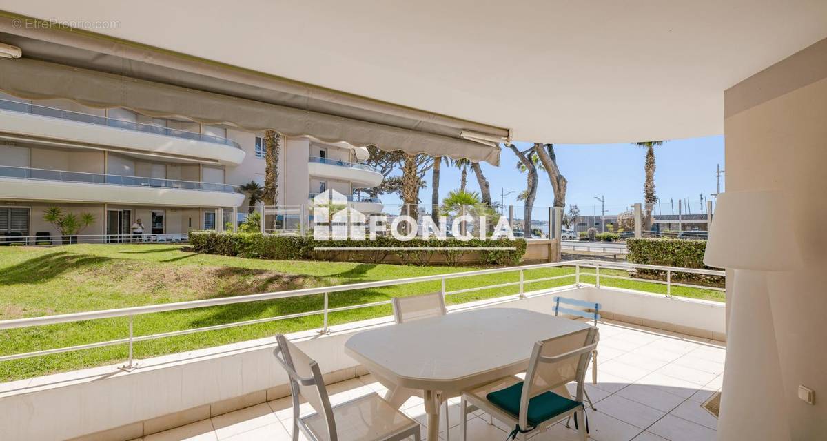 Appartement à FREJUS