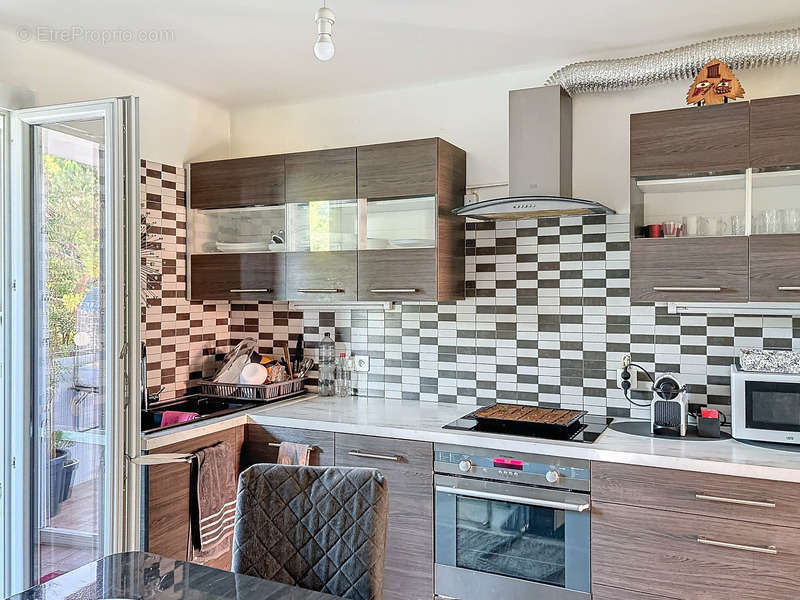 Appartement à MARSEILLE-10E