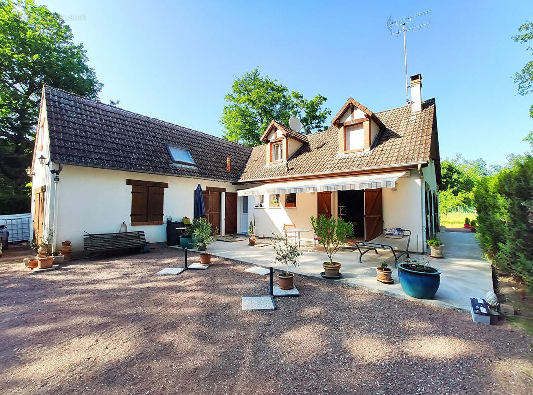 Maison à LA FERTE-SAINT-CYR