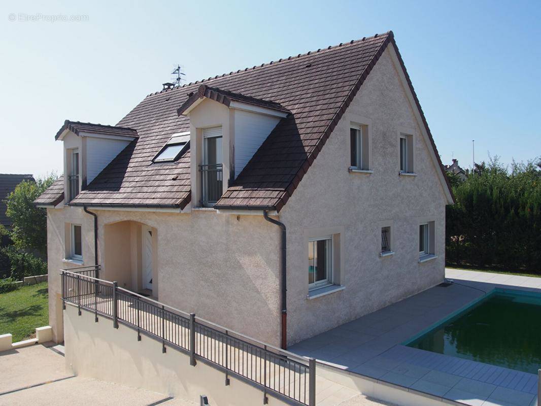 Maison à FONTAINE-LES-DIJON