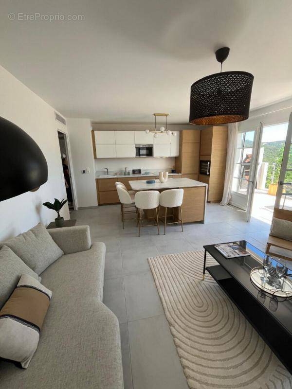 Appartement à GRIMAUD