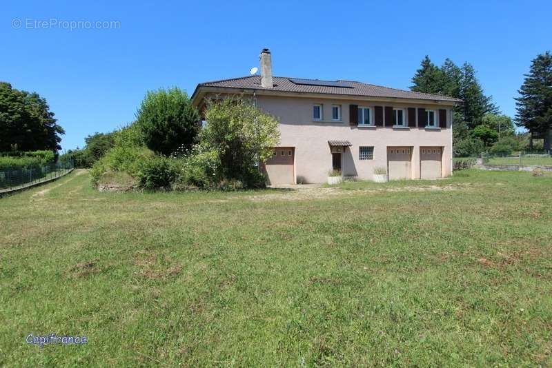 Maison à VERNOUX-EN-VIVARAIS