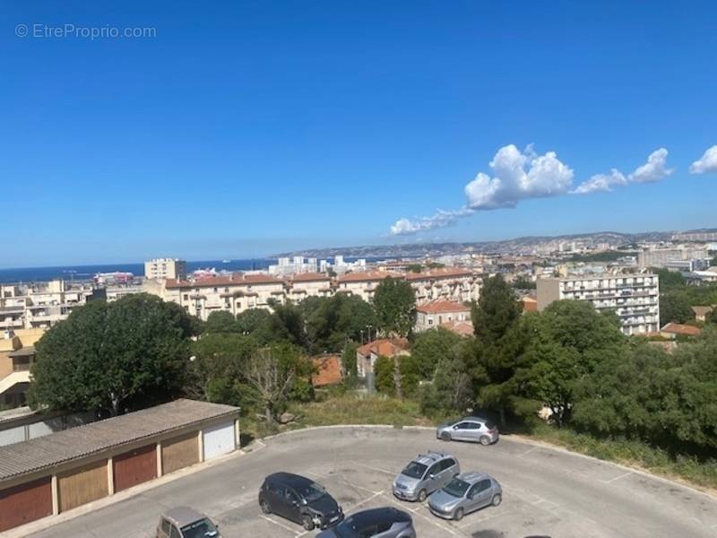 Appartement à MARSEILLE-14E