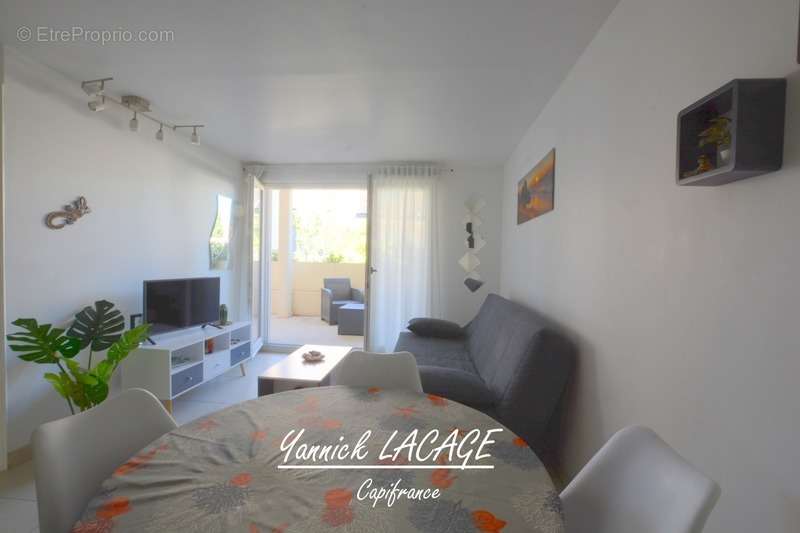 Appartement à MARSEILLE-8E