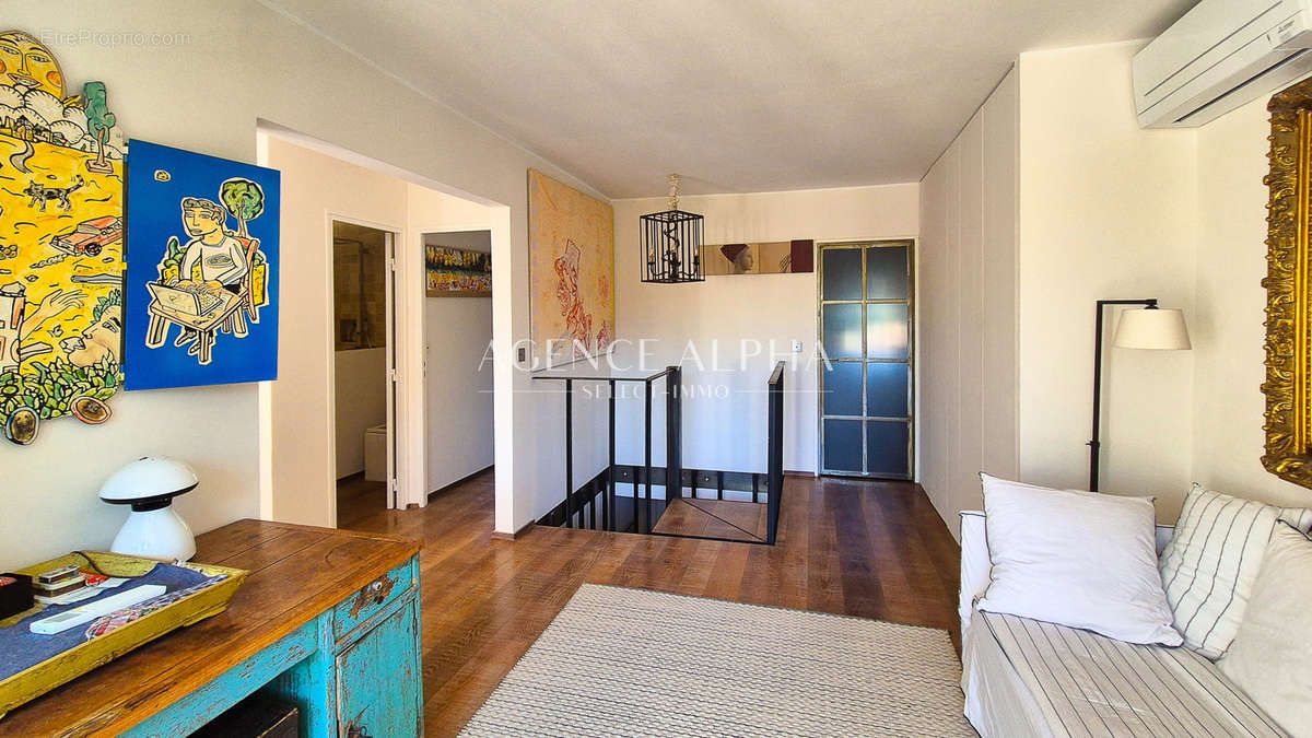 Appartement à GRIMAUD