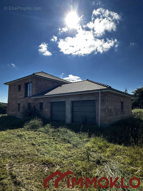 Maison à HADIGNY-LES-VERRIERES