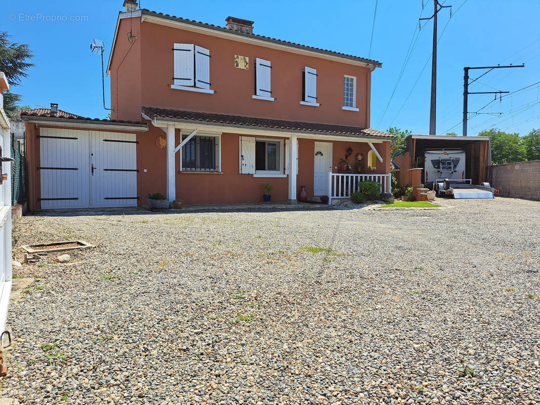 Maison à TARBES