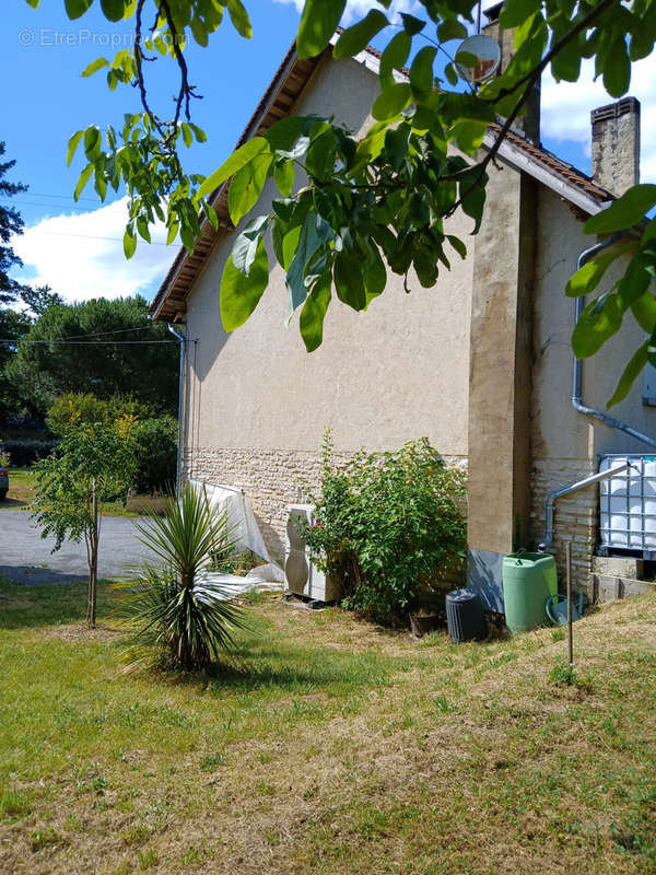 Maison à LA ROQUE-GAGEAC