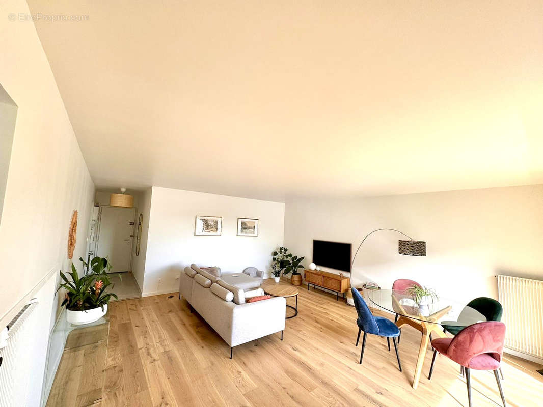 Appartement à DIVONNE-LES-BAINS