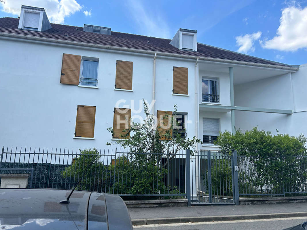 Appartement à NEUILLY-PLAISANCE