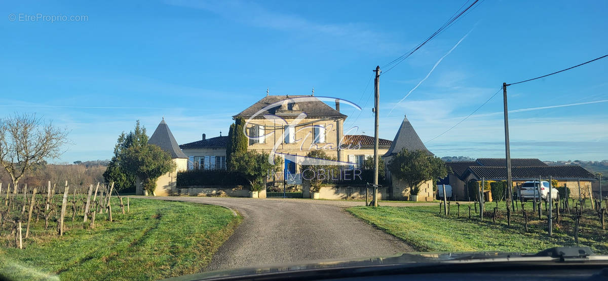 Maison à BOURG