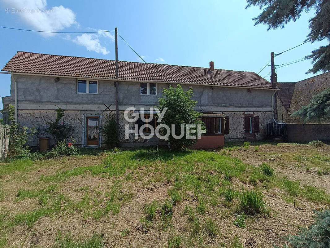 Maison à CHATEAUNEUF-EN-THYMERAIS