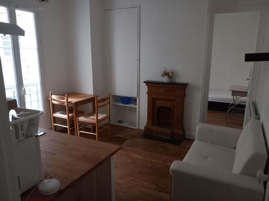 Appartement à PARIS-18E