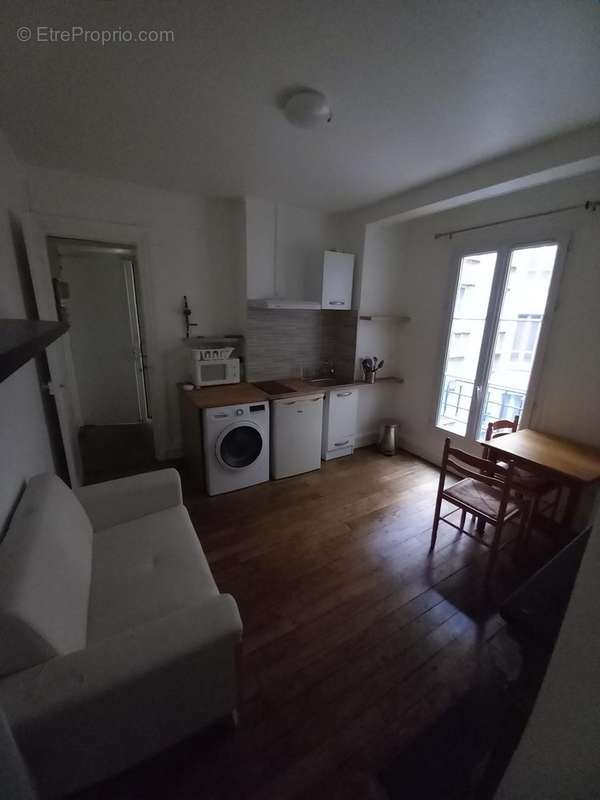 Appartement à PARIS-18E