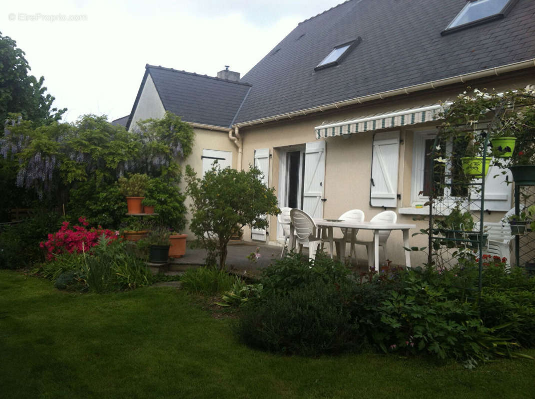 Maison à SAINTE-LUCE-SUR-LOIRE