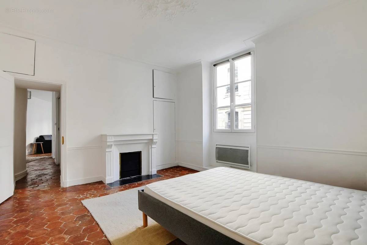 Appartement à PARIS-6E