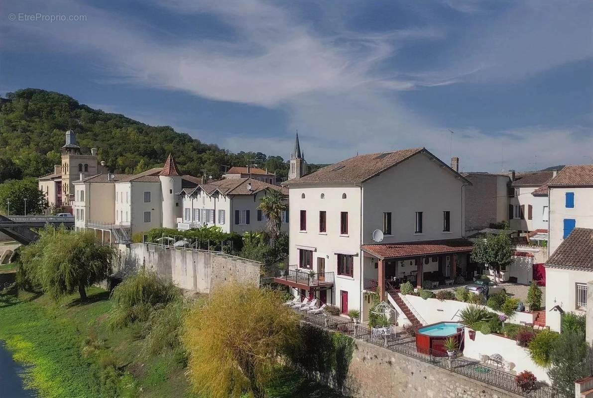 Maison à CASTELMORON-SUR-LOT