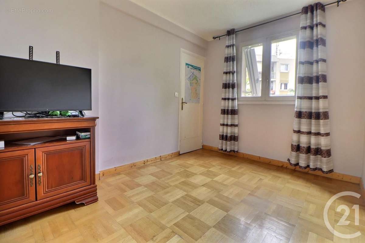 Appartement à AULNAY-SOUS-BOIS