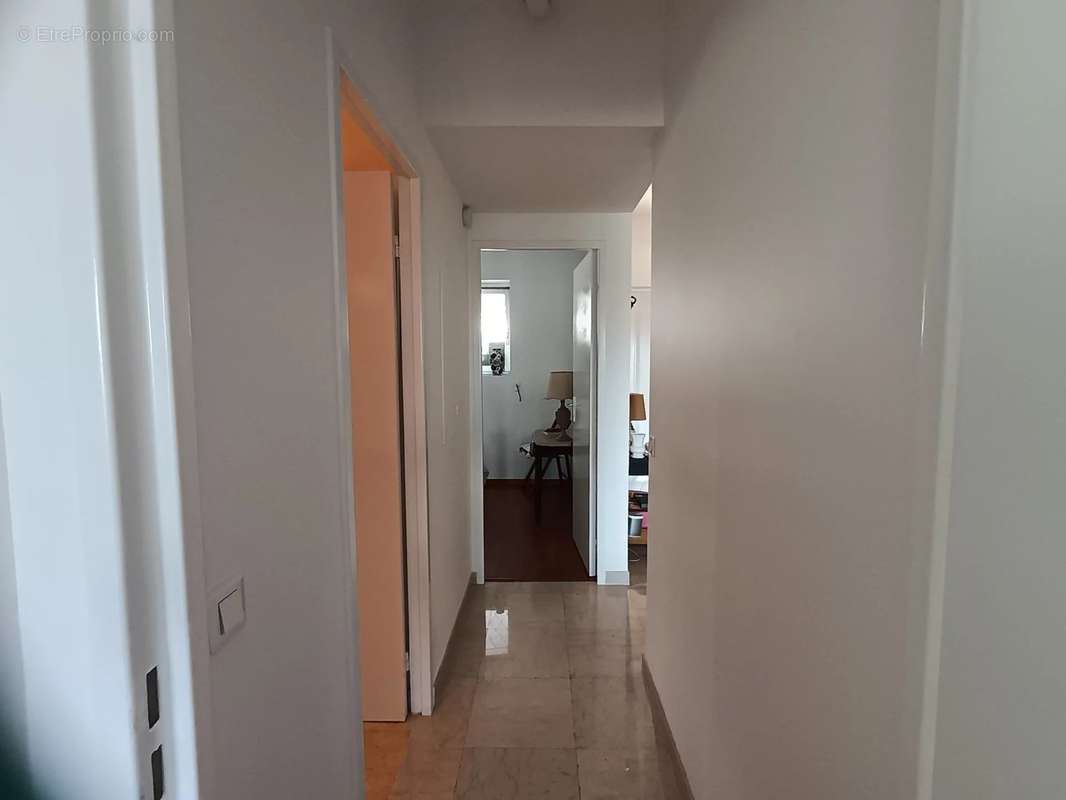 Appartement à VILLENEUVE-LOUBET