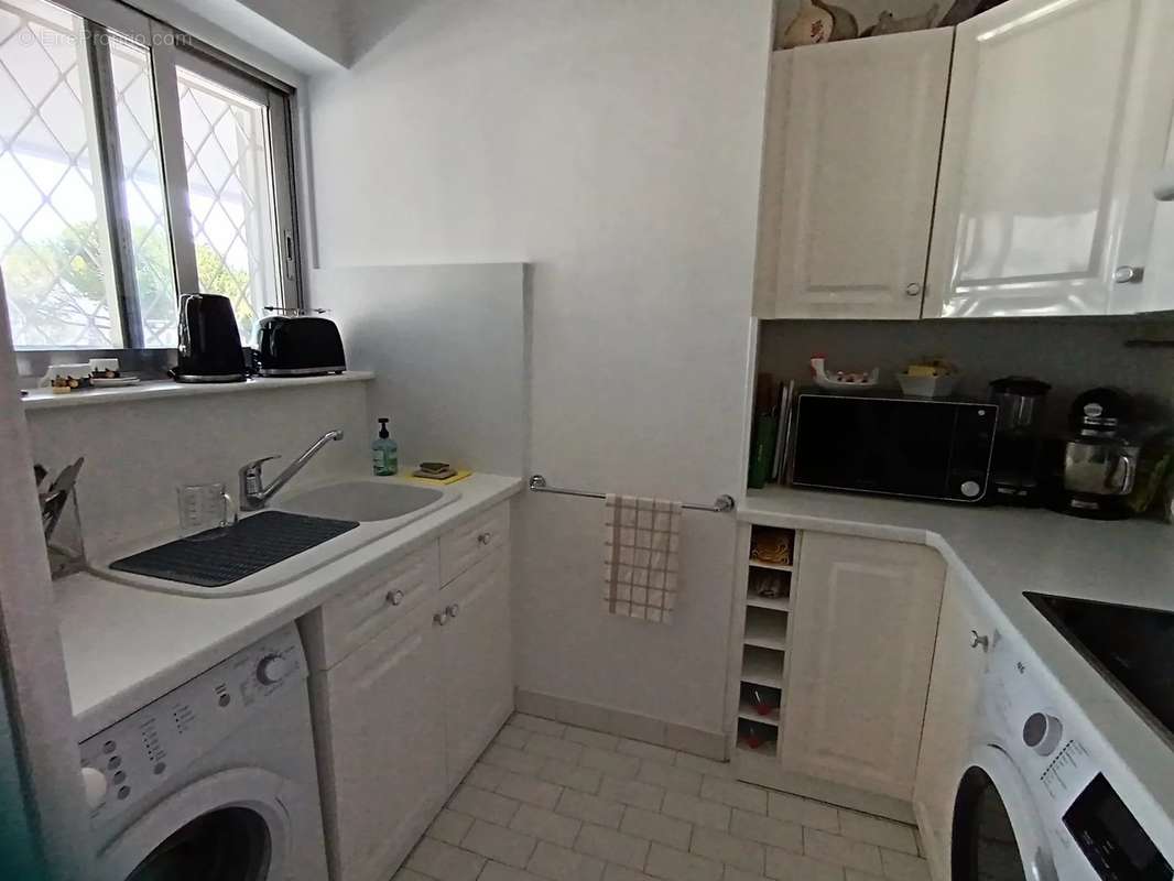 Appartement à VILLENEUVE-LOUBET