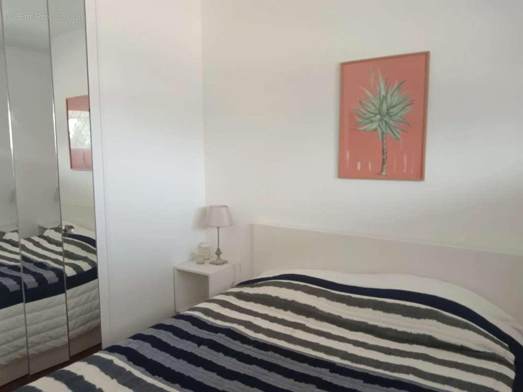 Appartement à VILLENEUVE-LOUBET