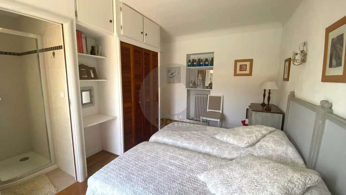 Appartement à ROQUEBRUNE-CAP-MARTIN