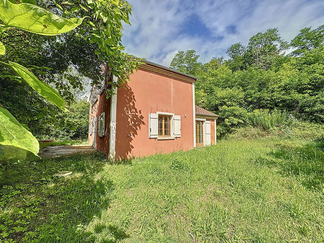 Maison à LUZARCHES