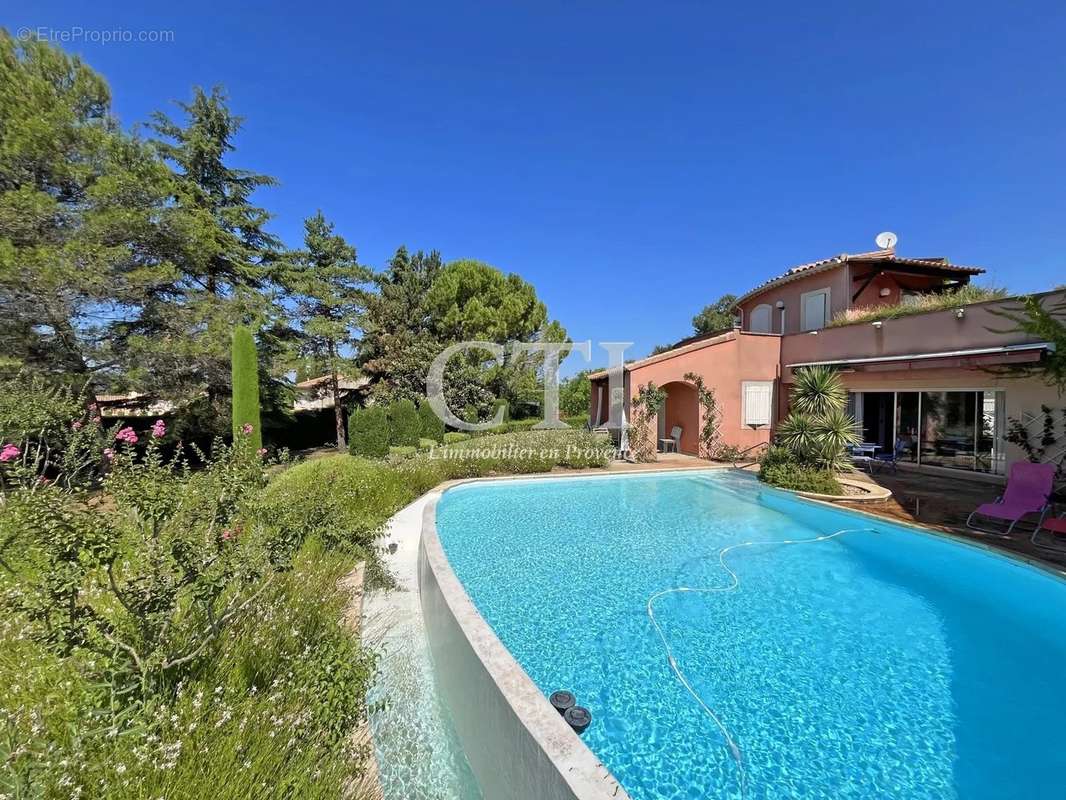 Maison à VAISON-LA-ROMAINE