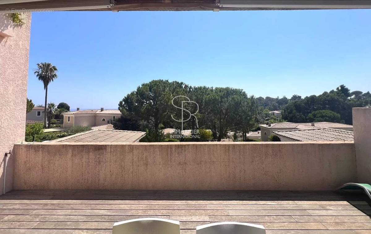 Appartement à VILLENEUVE-LOUBET