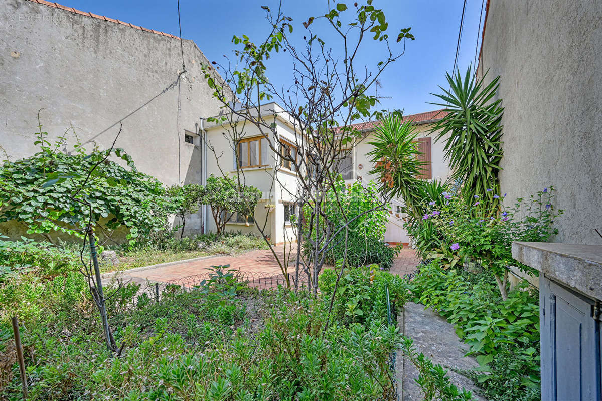 Maison à NIMES