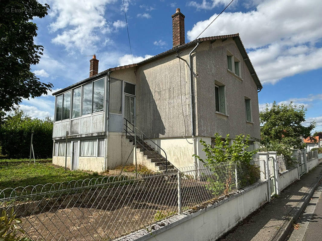 Maison à CIVRAY