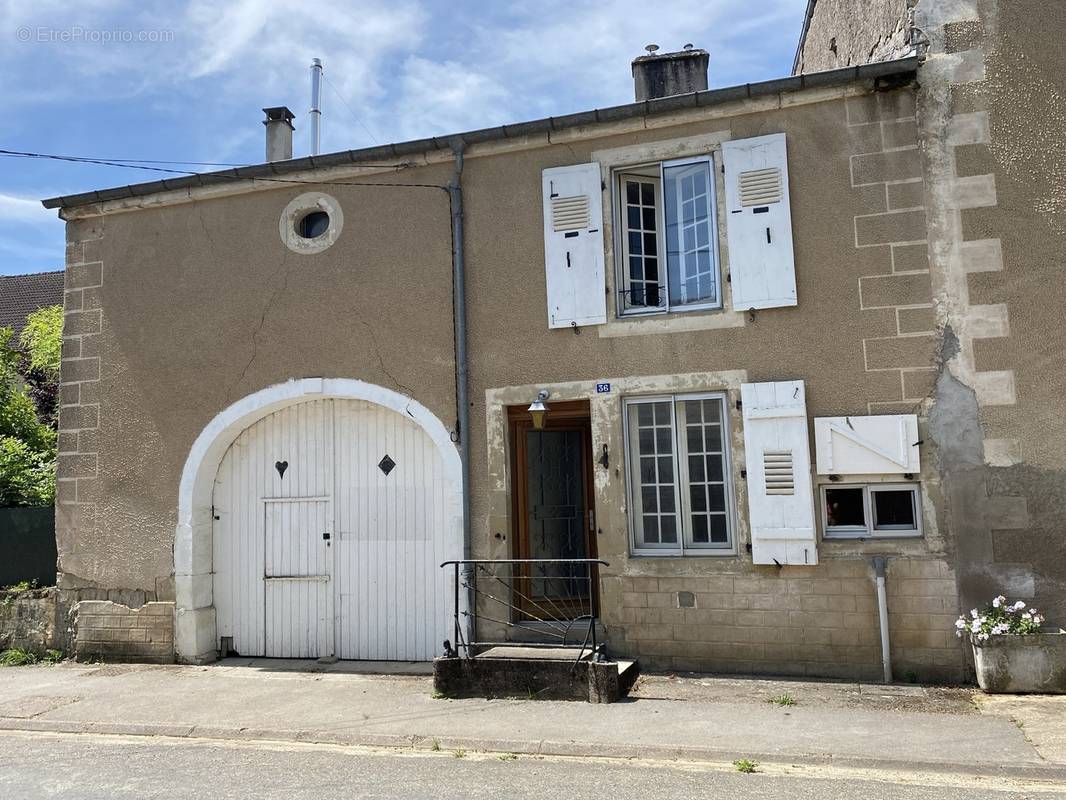 Maison à BOURBONNE-LES-BAINS