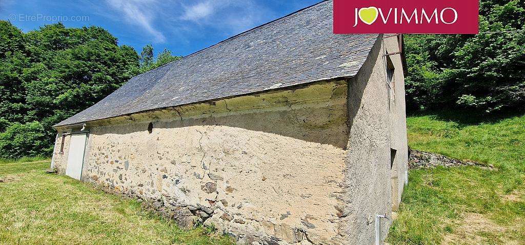 Maison à ESTAING