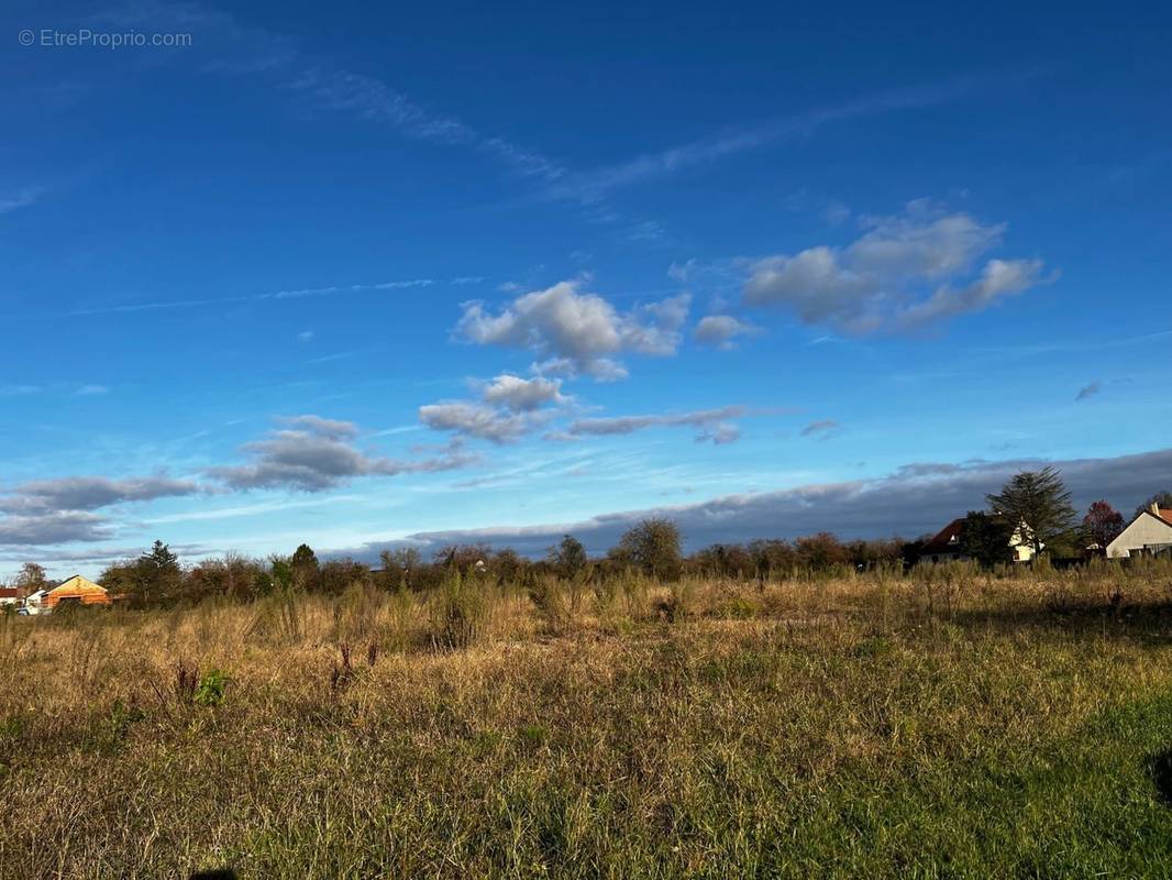 Terrain à OSLON