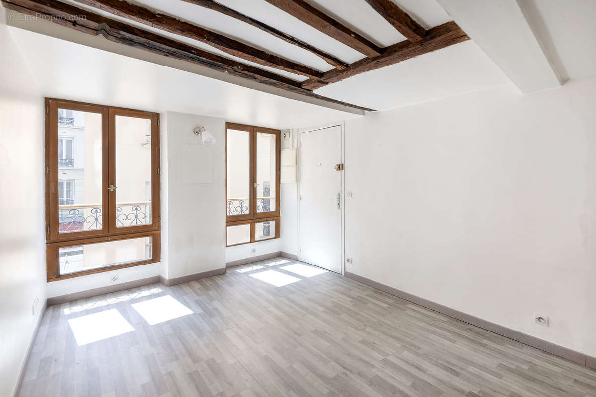 Appartement à PARIS-11E