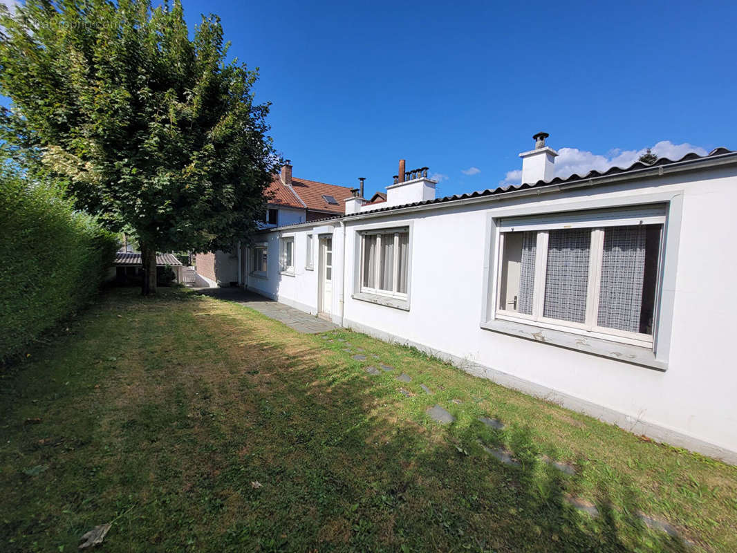 Maison à DOUCHY-LES-MINES