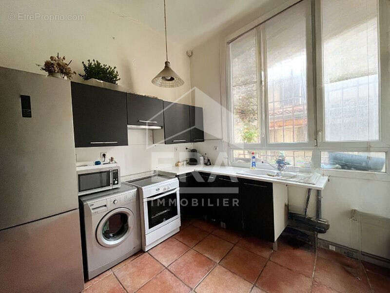 Appartement à MARSEILLE-6E