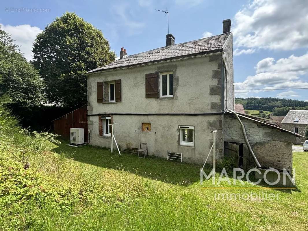 Maison à SAINT-LEGER-LE-GUERETOIS