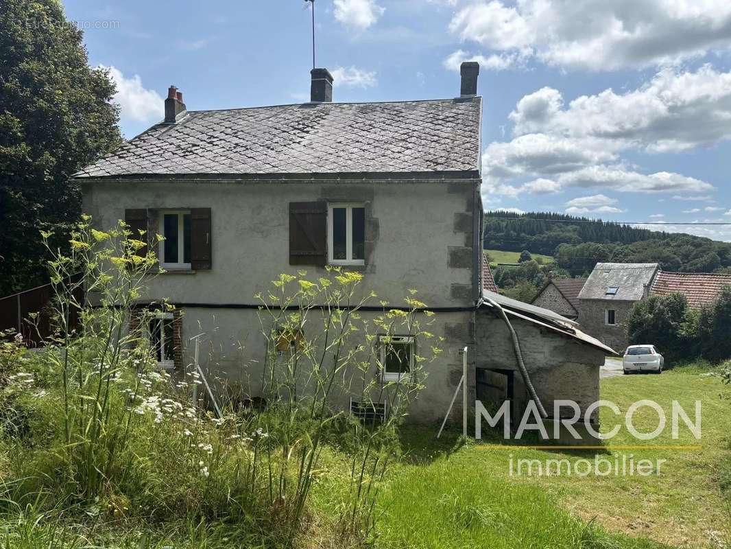 Maison à SAINT-LEGER-LE-GUERETOIS