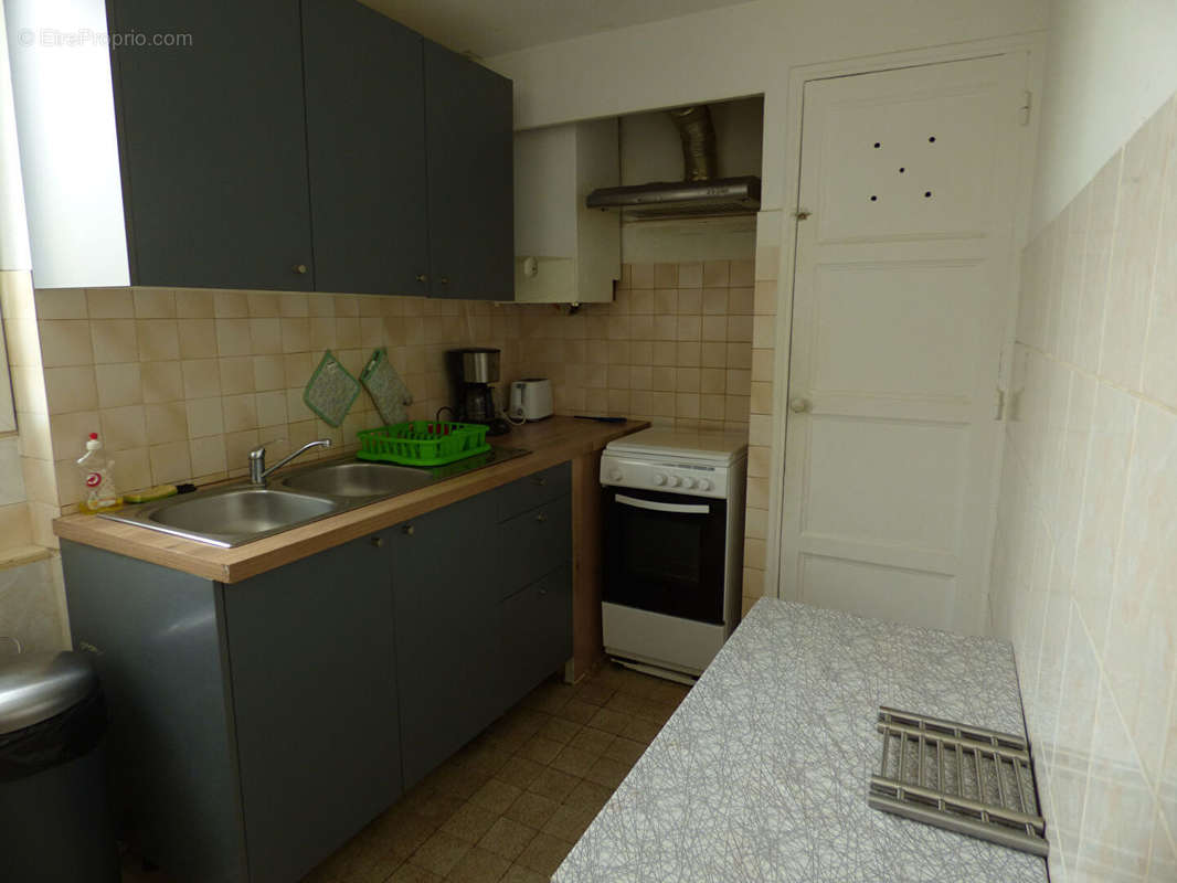 Appartement à MARSEILLE-3E