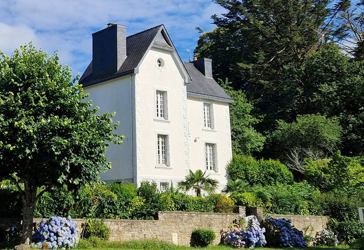 Maison à LE TREVOUX