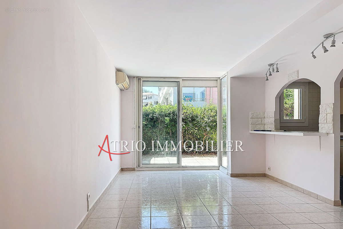 Appartement à CAGNES-SUR-MER