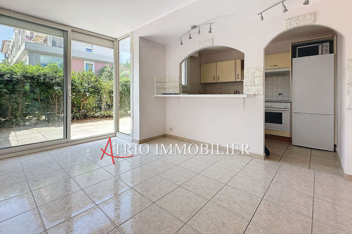 Appartement à CAGNES-SUR-MER