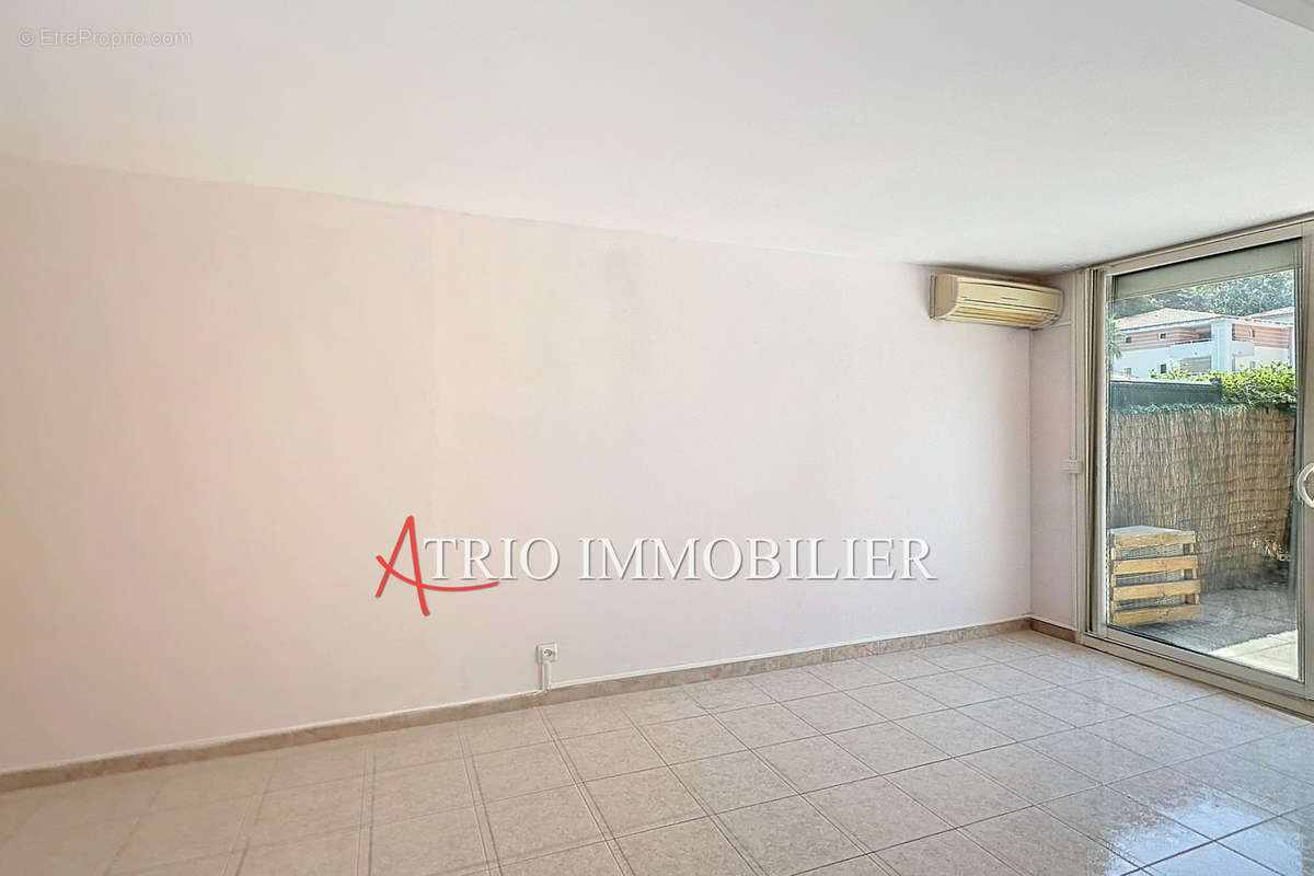 Appartement à CAGNES-SUR-MER