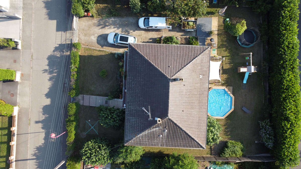 Maison à SAINTE-CROIX-EN-PLAINE