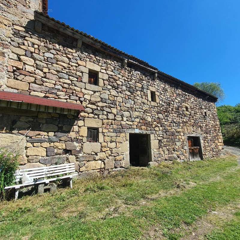 Maison à VENTEUGES