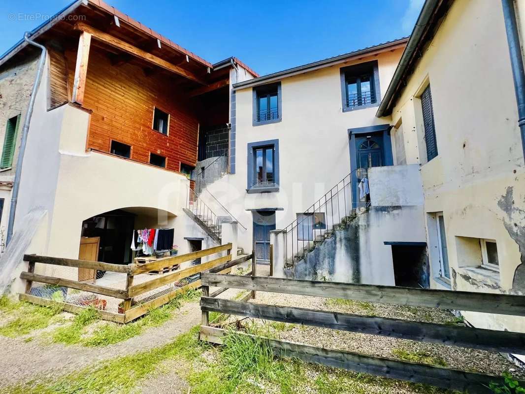 Appartement à CHATELGUYON